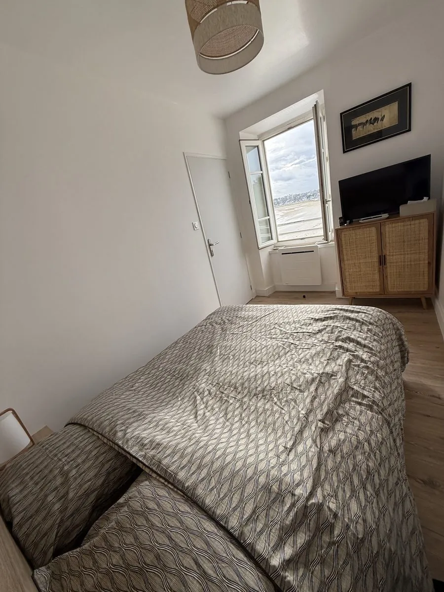 Chambre double avec vue sur la baie de Saint-Cast